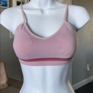 Sports bra
